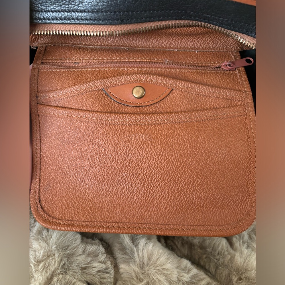Vintage Dooney & Bourke ‘Riri’ R212 - Picture 7 of 13